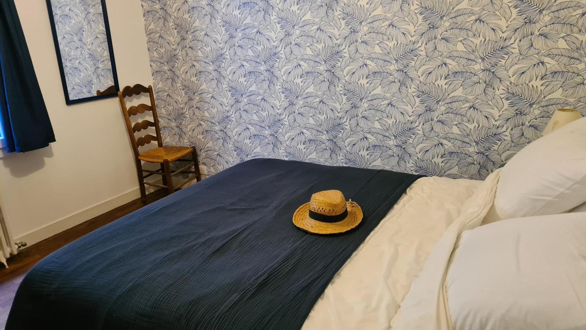 La Taniere Villa Gueures Værelse billede
